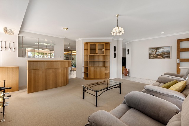 místnost se skříní